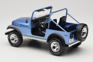 Jeep CJ-7 Laredo Blå MCG 1:18 MCG18553 Metall — bild 5 av 6