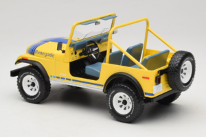 Jeep CJ-7 Renegade Gul MCG 1:18 MCG18552 Metall — bild 5 av 6