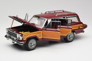 Jeep Grand Wagoneer Classic Röd AUTOart 1:18 74002 Metall — bild 2 av 8