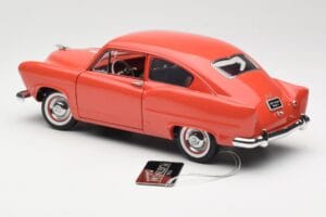 Kaiser Henry J Röd Sun Star 1:18 5092 Metall — bild 7 av 8