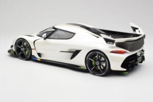 Koenigsegg Jesko Attack Crystal White Pearl GT Spirit 1:12 GT501 Resin — bild 5 av 6