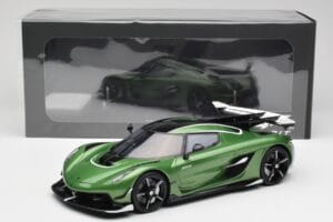 Koenigsegg Jesko Attack Grön GT Spirit 1:18 GT927 Resin — bild 6 av 6
