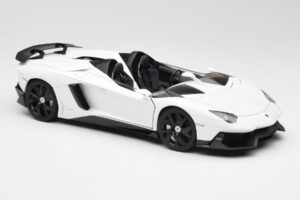 Lamborghini Aventador J Vit AUTOart 1:18 74674 Metall — bild 6 av 8