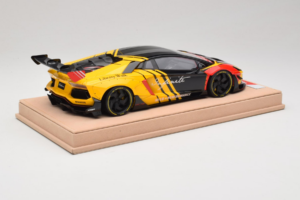 Lamborghini Aventador Liberty Walk Infinite Svart Gul Timothy & Pierre 1:18 REMC035 Metall — bild 3 av 7