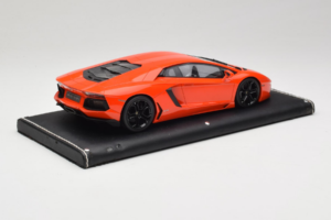 Lamborghini Aventador Orange MR Collection 1:18 LAMB064 Resin — bild 3 av 6