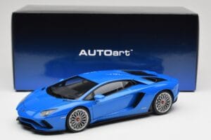 Lamborghini Aventador S LP740-4 Blue Nila AUTOart 1:18 79134 Metall — bild 8 av 8