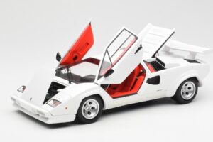 Lamborghini Countach LP500S Vit Kyosho 1:18 08320E Metall — bild 2 av 8