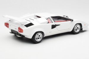 Lamborghini Countach LP500S Vit Kyosho 1:18 08320E Metall — bild 3 av 8
