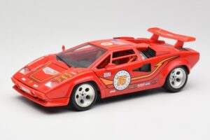 Lamborghini Countach Röd Bburago 1:18 3047 Metall