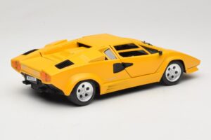 Lamborghini Countach TC Gul Tonka 1:18 09035-R1 Metall — bild 3 av 8