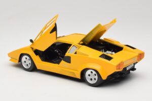 Lamborghini Countach TC Gul Tonka 1:18 09035-R1 Metall — bild 5 av 8