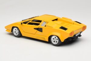 Lamborghini Countach TC Gul Tonka 1:18 09035-R1 Metall — bild 7 av 8
