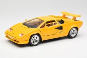 Lamborghini Countach Gul Bburago 1:18 3037 Metall