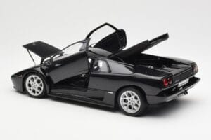 Lamborghini Diablo 6.0 Svart AUTOart 1:18 74528 Metall — bild 5 av 8