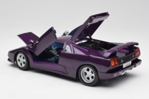 Lamborghini Diablo Jota Lila Maisto 1:18 50276 Metall — bild 5 av 8