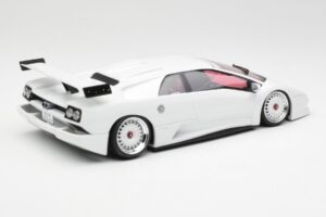 Lamborghini Diablo KO Vit GT Spirit 1:18 GT330 Resin — bild 2 av 6