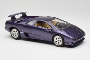 Lamborghini Diablo Lila Maisto 1:18 3028 Metall — bild 6 av 8