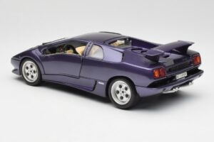Lamborghini Diablo Lila Maisto 1:18 3028 Metall — bild 7 av 8