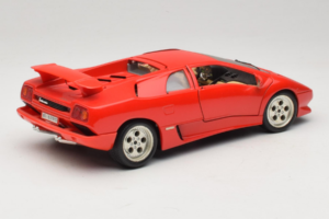 Lamborghini Diablo Röd Bburago 1:18 3041-M1 Metall — bild 3 av 8