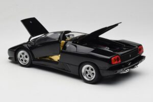 Lamborghini Diablo Roadster Svart AUTOart 1:18 70093-R1 Metall — bild 6 av 10