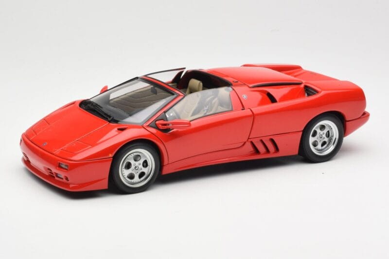 Lamborghini Diablo Roadster Röd AUTOart 1:18 70091 Metall