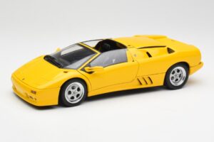 Lamborghini Diablo Roadster Gul AUTOart 1:18 70092 Metall