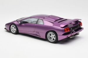 Lamborghini Diablo SE30 Jota Metallic Lila AUTOart 1:18 79142 Komposit — bild 7 av 8