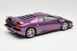 Lamborghini Diablo SE30 Anniversary Edition Metallic Lila AUTOart 1:18 79158 Metall — bild 3 av 8