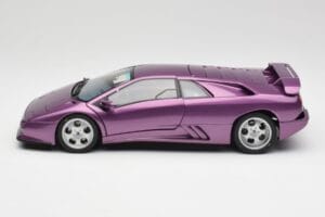 Lamborghini Diablo SE30 Anniversary Edition Metallic Lila AUTOart 1:18 79158 Metall — bild 4 av 8
