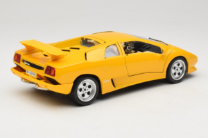 Lamborghini Diablo Gul Bburago 1:18 3041 Metall — bild 3 av 8