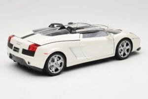 Lamborghini Gallardo Concept S Vit Motormax 1:18 79156 Metall — bild 3 av 8