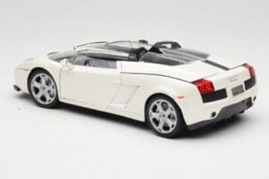 Lamborghini Gallardo Concept S Vit Motormax 1:18 79156 Metall — bild 7 av 8