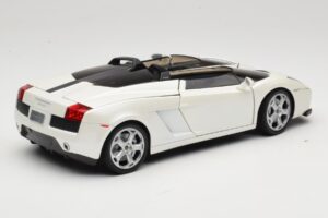 Lamborghini Gallardo Concept Vit Mondo Motors 1:18 146432 Metall — bild 3 av 8