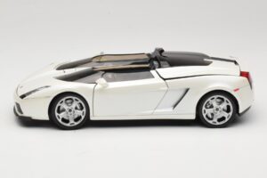 Lamborghini Gallardo Concept Vit Mondo Motors 1:18 146432 Metall — bild 4 av 8