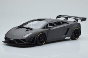 Lamborghini Gallardo GT3 FL2 Mörkgrå AUTOart 1:18 81360 Metall