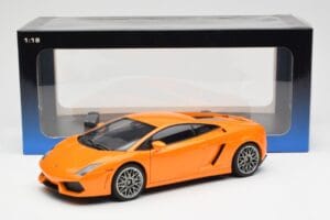 Lamborghini Gallardo LP560-4 Orange AUTOart 1:18 74593 Metall — bild 8 av 8