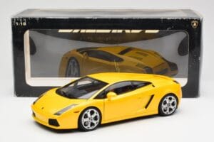 Lamborghini Gallardo Metallic Gul AUTOart 1:18 74571 Metall — bild 8 av 8