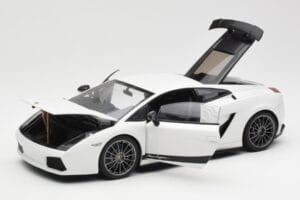 Lamborghini Gallardo Superleggera Monocerus Metallic Vit AUTOart 1:18 74585 Metall — bild 2 av 8