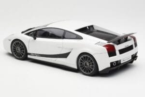 Lamborghini Gallardo Superleggera Monocerus Metallic Vit AUTOart 1:18 74585 Metall — bild 7 av 8