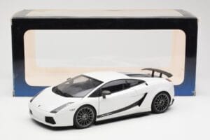 Lamborghini Gallardo Superleggera Monocerus Metallic Vit AUTOart 1:18 74585 Metall — bild 8 av 8