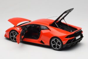 Lamborghini Huracan EVO Arancio Xanto AUTOart 1:18 79214 Komposit — bild 5 av 8