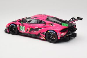 Lamborghini Huracan GT3 EVO2 #83 R. Frey / M. Gatting / S. Bovy Iron Dames 24 Hours of Daytona 2023 TopSpeed 1:18 TS0532 Meta — bild 5 av 6