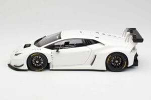 Lamborghini Huracan GT3 Vit AUTOart 1:18 81527 Metall — bild 4 av 8