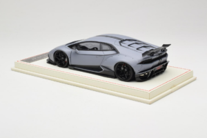 Lamborghini Huracan LB Performance x Novitec Torado Grå Davis & Giovanni 1:18 HURACAN001 Resin — bild 5 av 7