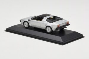 Lamborghini Jalpa Silver Minichamps 1:43 400103601 Metall — bild 3 av 4