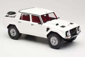 Lamborghini LM002 Vit Kyosho 1:18 GTS18508W Resin — bild 4 av 6