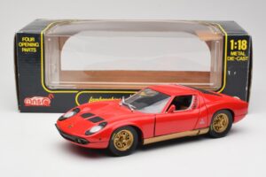 Lamborghini Miura Röd Anson 1:18 30302 Metall — bild 8 av 8