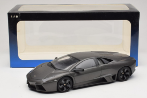 Lamborghini Reventon Matte Grey AUTOart 1:18 74591 Metall — bild 8 av 8