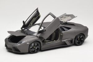 Lamborghini Reventon Matte Grey Bburago 1:18 18-11029 Metall — bild 2 av 8