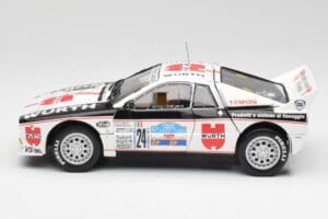 Lancia 037 #1 G. Cunico / E. Bartolich Targa Florio Winner 1983 Kyosho 1:18 08302H Metall — bild 4 av 8